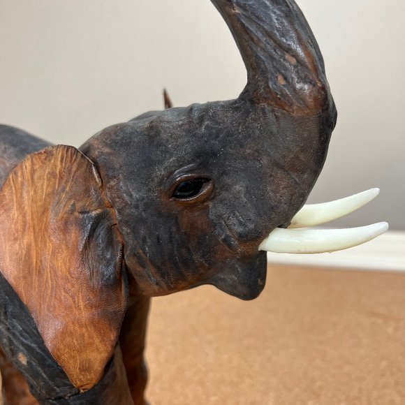 Vintage Leather Wrapped Elephant Table Top Sculpture - Picture 5 of 10